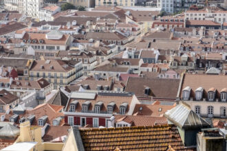 Toiture ancienne toulousaine : les solutions de rénovation adaptées